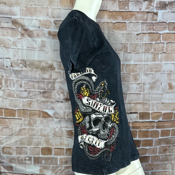 Sinful By Affliction Women’s Graphic Short Sleeve T-Shirt -Size: M / L-NWT - Picture 6 of 12
